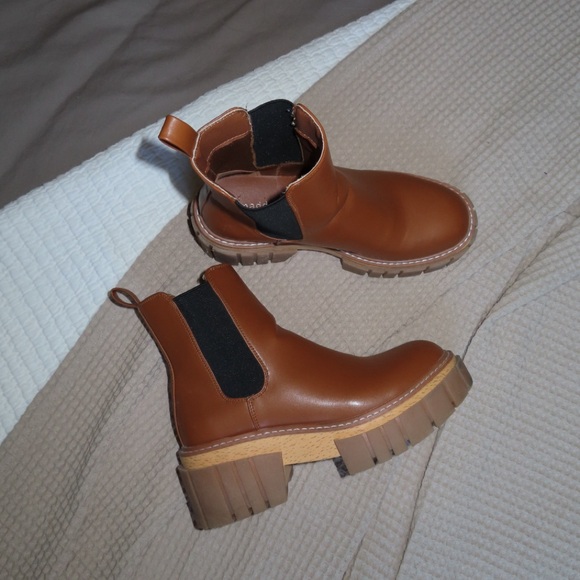 Madden Girl Boots - Picture 2 of 3